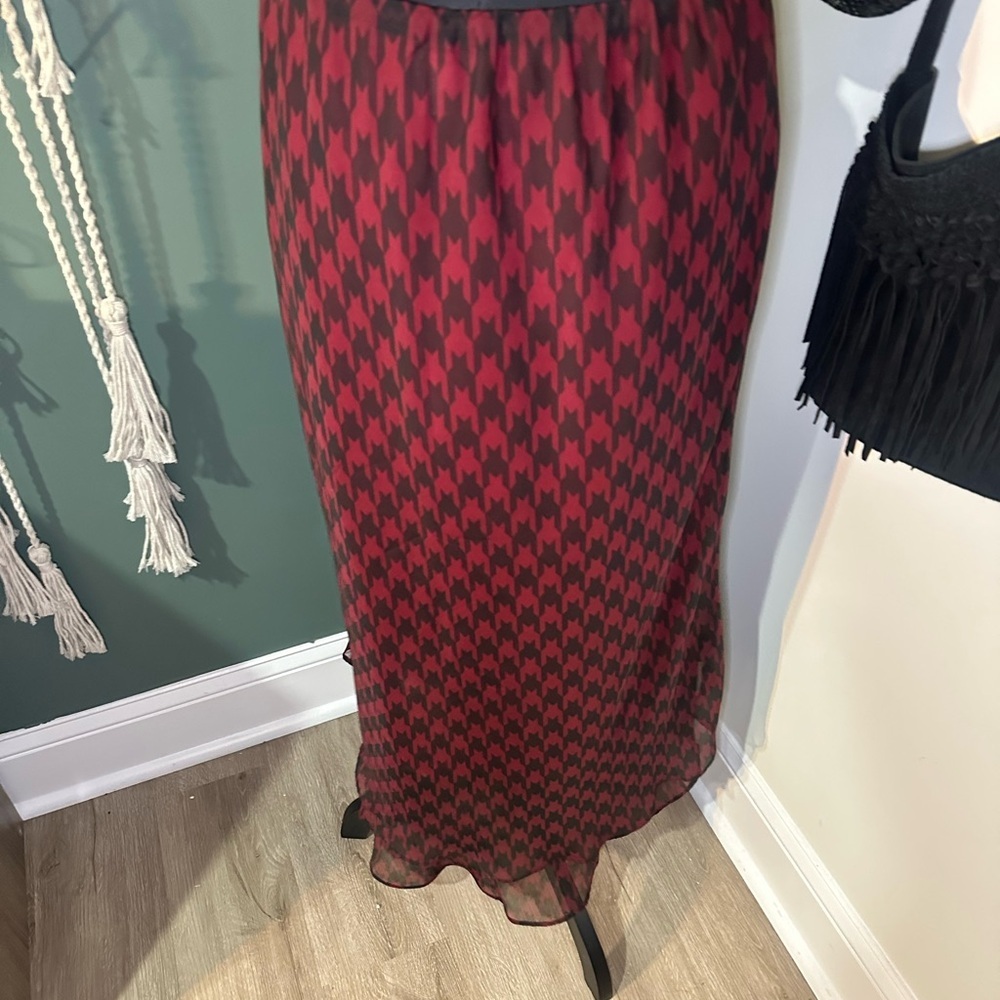 Cato Red Black Sheer Houndstooth Maxi Skirt Medium - Picture 4 of 5